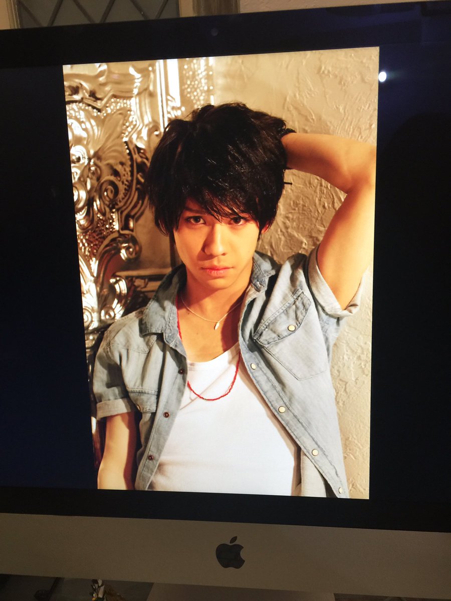 RYUZi33WORLD929's tweet photo. そしてそひてロンドンハーツの奇跡の一枚見てくれた方ありがとうございましたあああ〜〜🙏🏾🎀✨✨ぷぷぷぷぷ！！

未公開��真をここでチラ見せぽよよよ〜〜ん😻💗💚 https://t.co/ZxVxHDTQj9