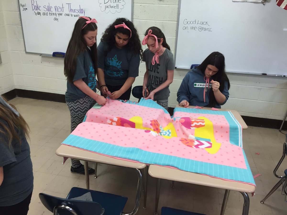 team_7a's tweet photo. 7A Day of Service. Making quilts for Project Linus!  @amyatz718 @WendyDeVicaris https://t.co/kbE0CbUaRE