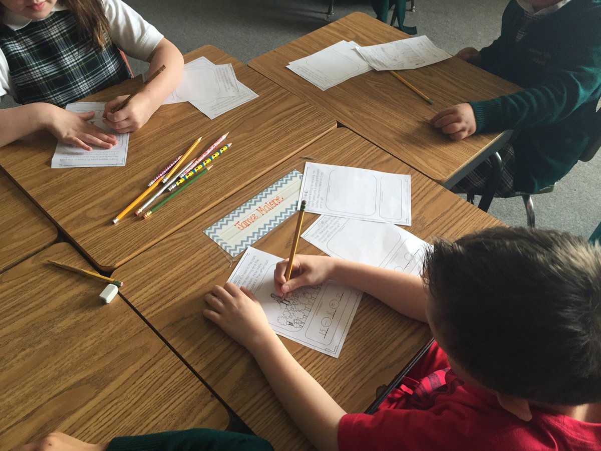 MsTricsClass's tweet photo. Second grade is celebrating Earth Day in all subjects today! #Math #MsTricsClass https://t.co/BSb0jwQq7j