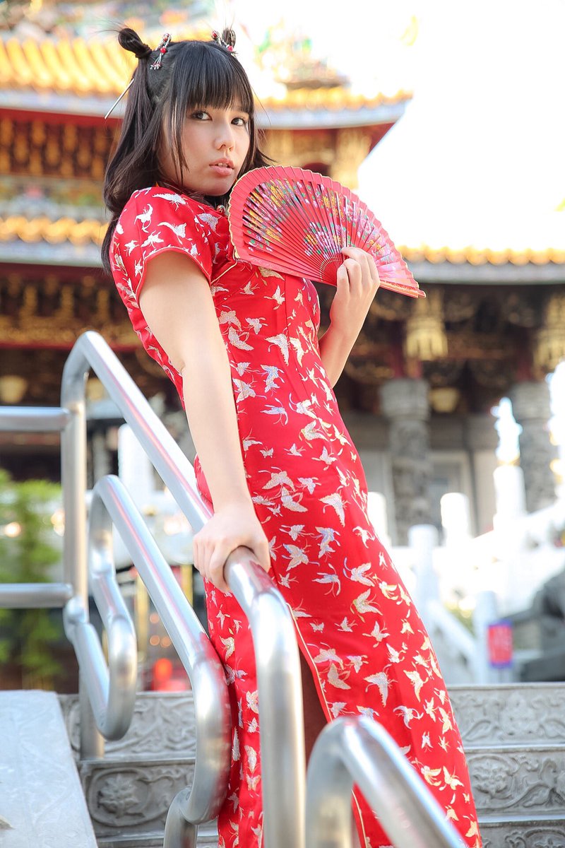 エース V Twitter 新垣優香portrait 中華街 チャイナ服 チャイナ
