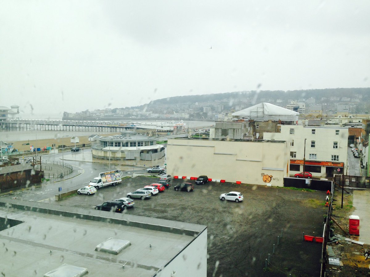 gomadstopcaring's tweet photo. Room with a view. #FDXVI, #weston https://t.co/OrLMDRYug9