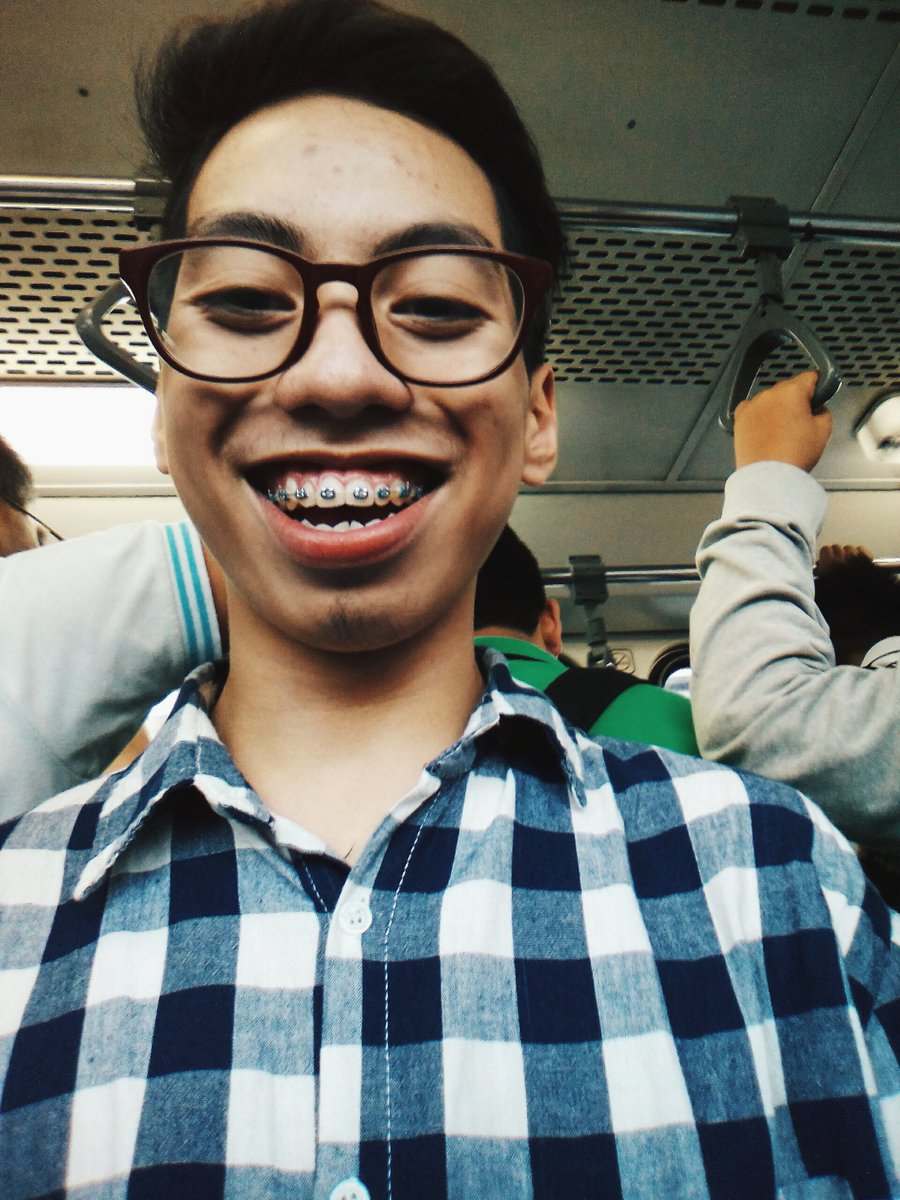 karltiston's tweet photo. #stolen #badangle #diprepared #haggardsaMRT #jkjkjk https://t.co/3aqpOB3Vx6