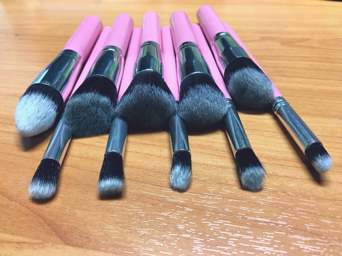 oaktreebrush tweet picture