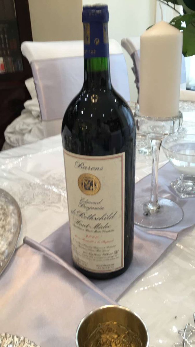 I'm wishing you all a happy &amp; peaceful Pesach thank you <a href="/E_PartyEvents/">ExclusivePartyEvents</a> for preparing a beautiful Seder table חג שמח!