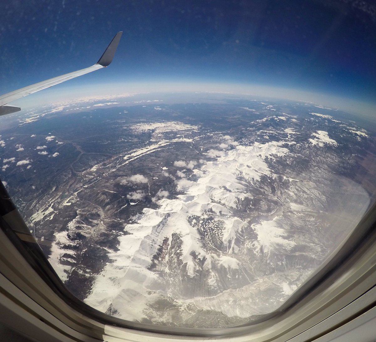 DustinSchanz's tweet photo. Crossing the Continental Divide on my way back from San Diego....
#travel #americanairlines #daytrip https://t.co/fUgHRjhott