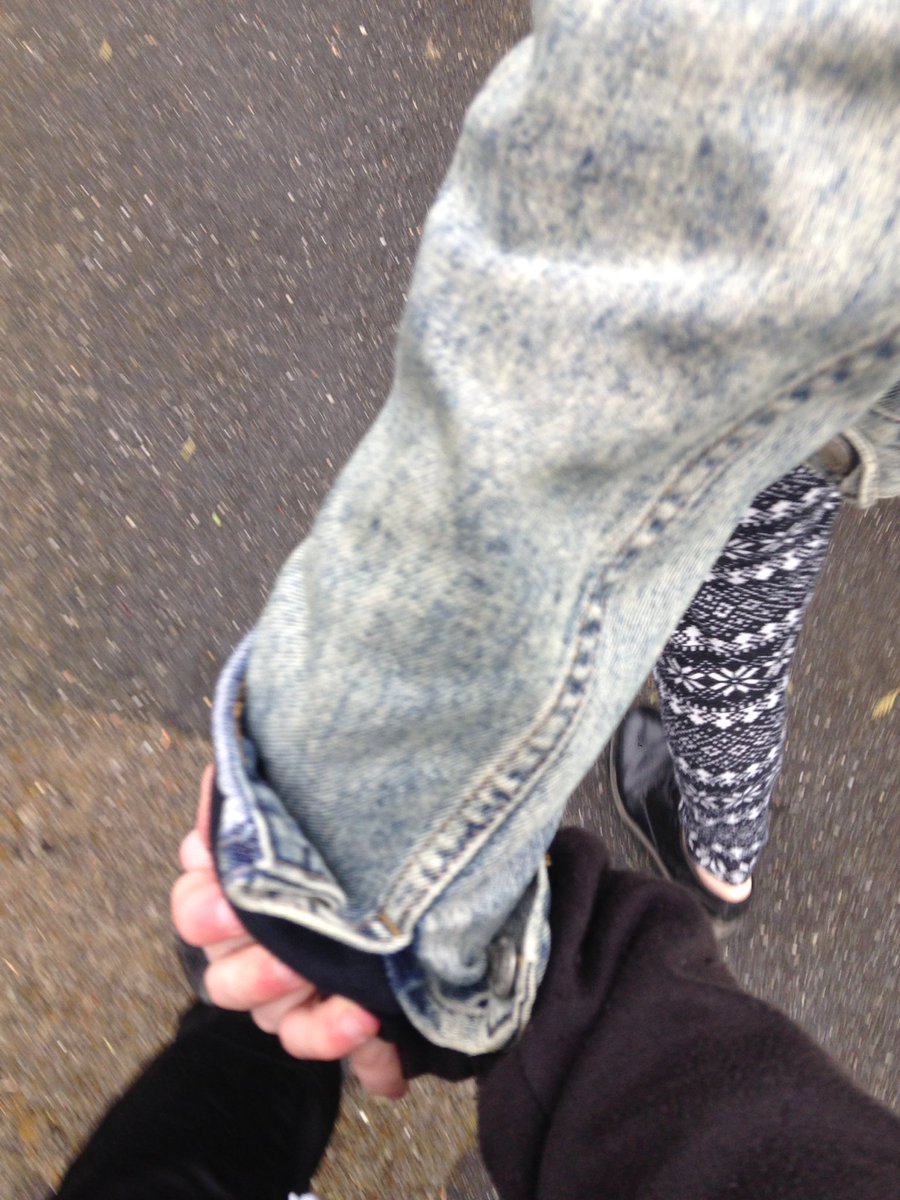 MindHighInSpace's tweet image. Walk with my princess