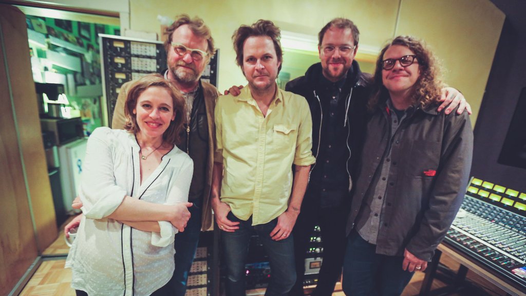mergerecords's tweet photo. 🎦 @hissgldnmssr play a new song for @WorldCafe's #WCSOPNC https://t.co/lEy7aimjin https://t.co/7zOh1QzPOt