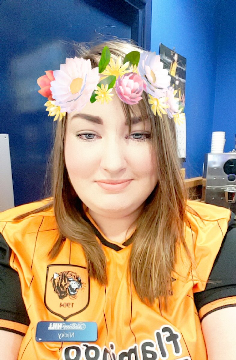 WH_Samman's tweet photo. @WHCloseToHome #FootballShirtFriday #closetohome #hullcity #UTT ⚽🐯 @molyneuxp https://t.co/7lqdA37q8R