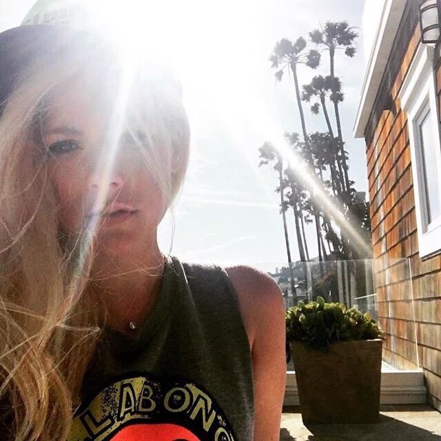 AbbeyRamona's tweet image. Sun kissed 💋🌞❤️