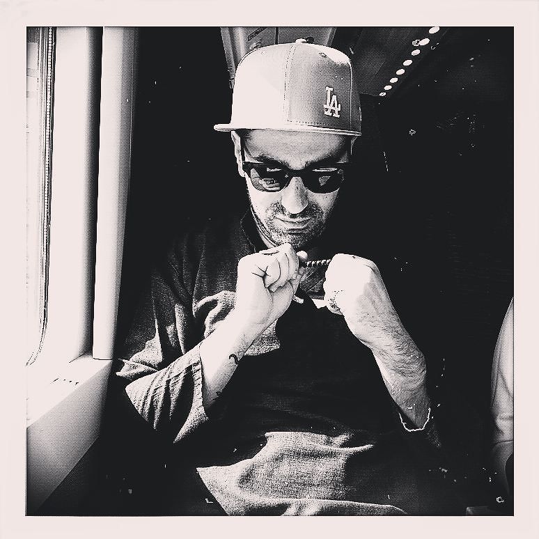 THEBLUEBEATERS's tweet photo. Baba Travellin'. #patcosmo #traveller #everybodyknows #thebluebeaters #going #to #rome #monkclub #ska #bbrail #traiโฆ https://t.co/a9ZCCarAhx