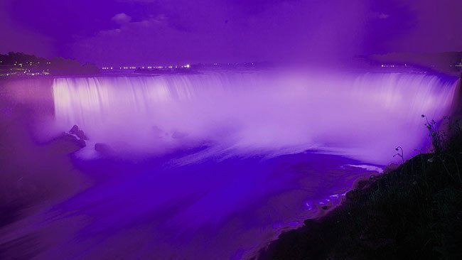 zaibatsu's tweet photo. Niagara Falls was lit purple for the Queen's birthday, coincidentally on the day Prince passed #PrinceRIP https://t.co/IWAygGHkZW