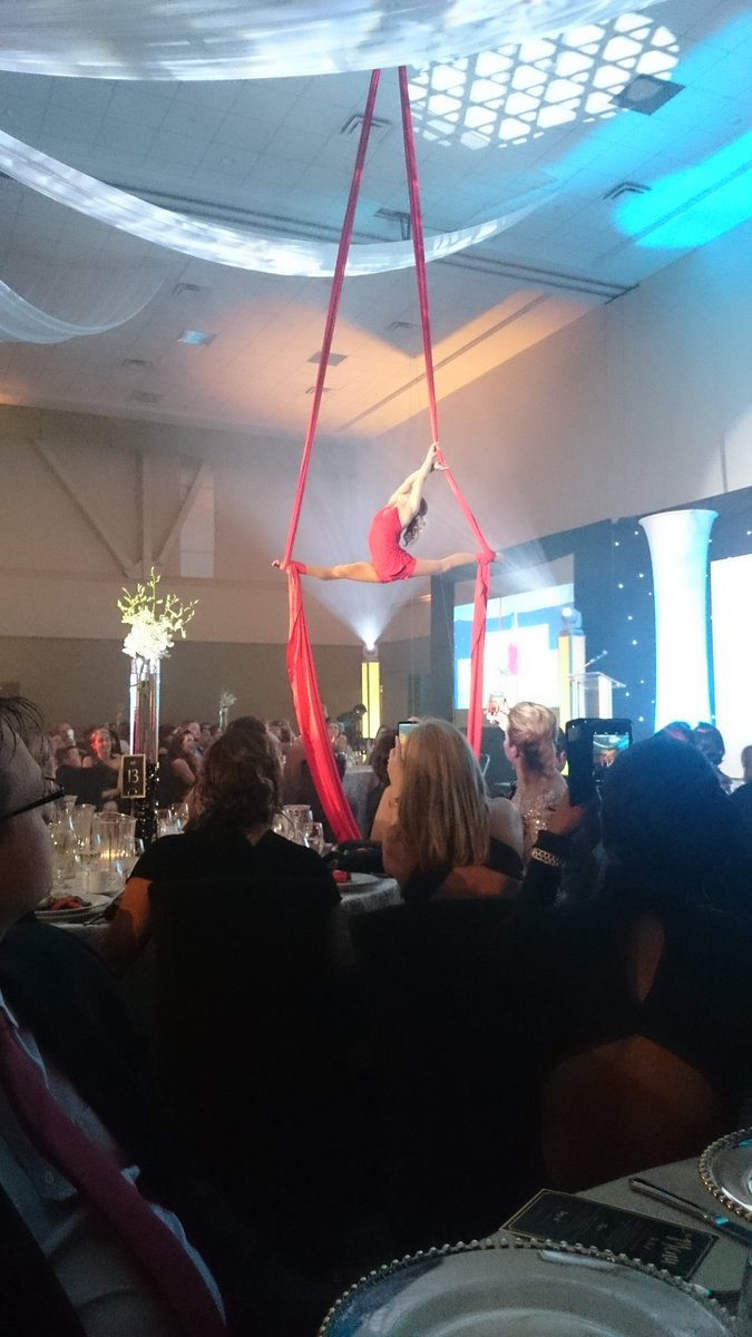 LDweddingevents's tweet photo. Cam we just take a second :o #OttWed2016 https://t.co/RBHD6xJo22