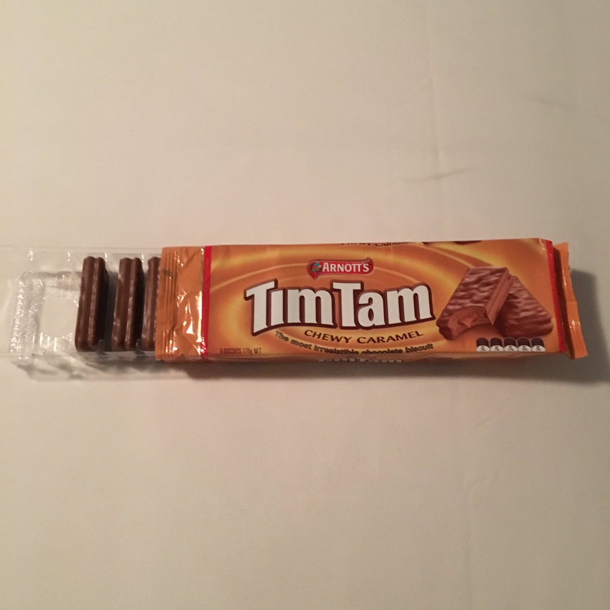 tomhawkins_'s tweet photo. Just the 2 Tim Tams @walkerjosh14 #TimTamTom #2Snags https://t.co/6qTTrqtjaS