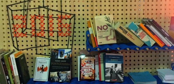 DSS2016's tweet photo. #2016Lecturas: 4 recomendaciones de A. Arantzegi. Post de @maiurbel➡https://t.co/Wtk2Q22Qgg #DiaDelLibro #2016Bloga https://t.co/6UoJ6bnR9E