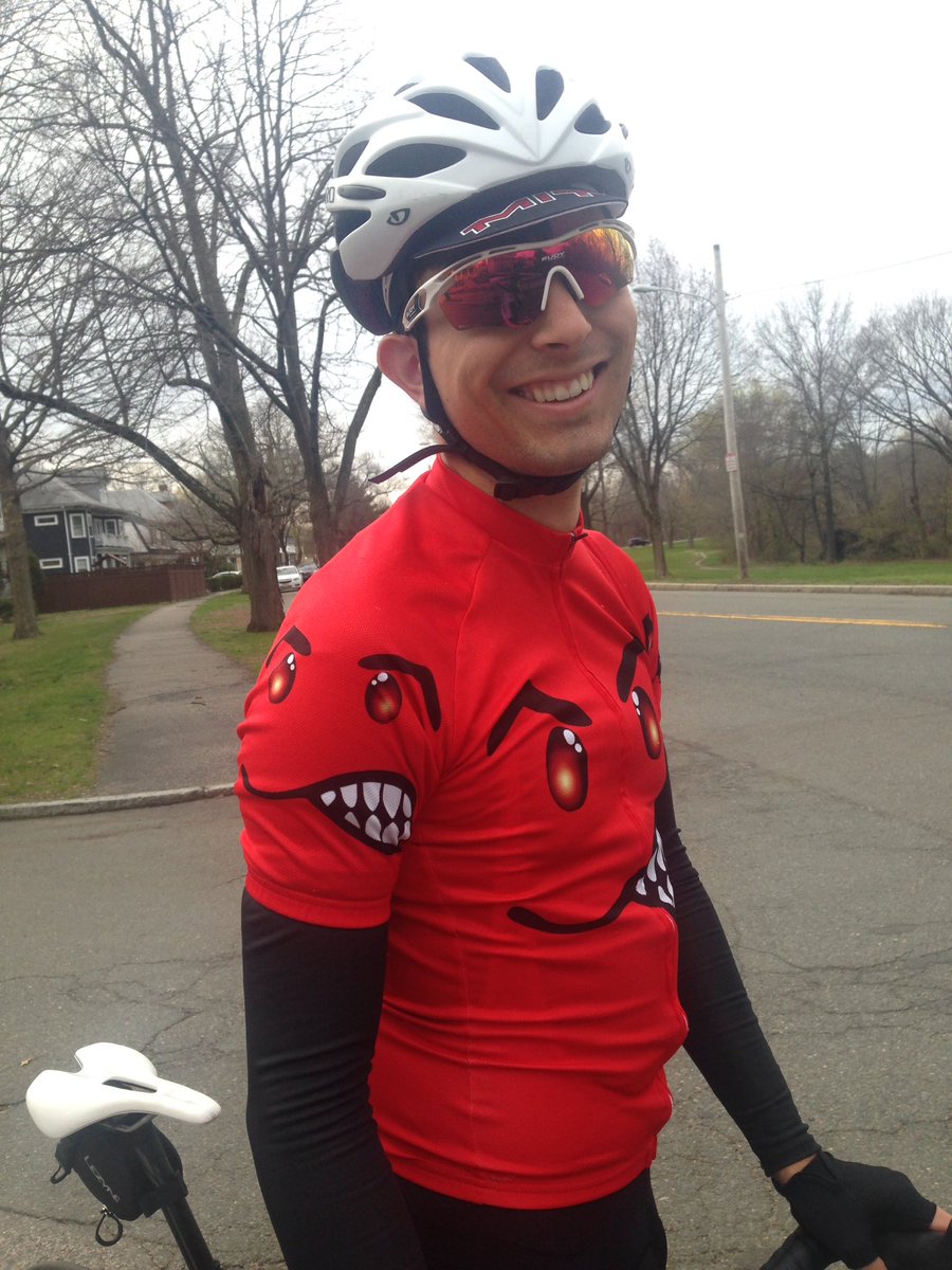 mitcyclingteam's tweet photo. #feelingAggressive #openers https://t.co/CF46lgwlNV