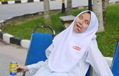 seterahdeh's tweet photo. 👨: kamu tuh satu2nya cewek terbaik yg pernah aku kenal, nyesel  kenapa aku ga kenal kamu dari dulu

👩: https://t.co/PPp8rVkAdb