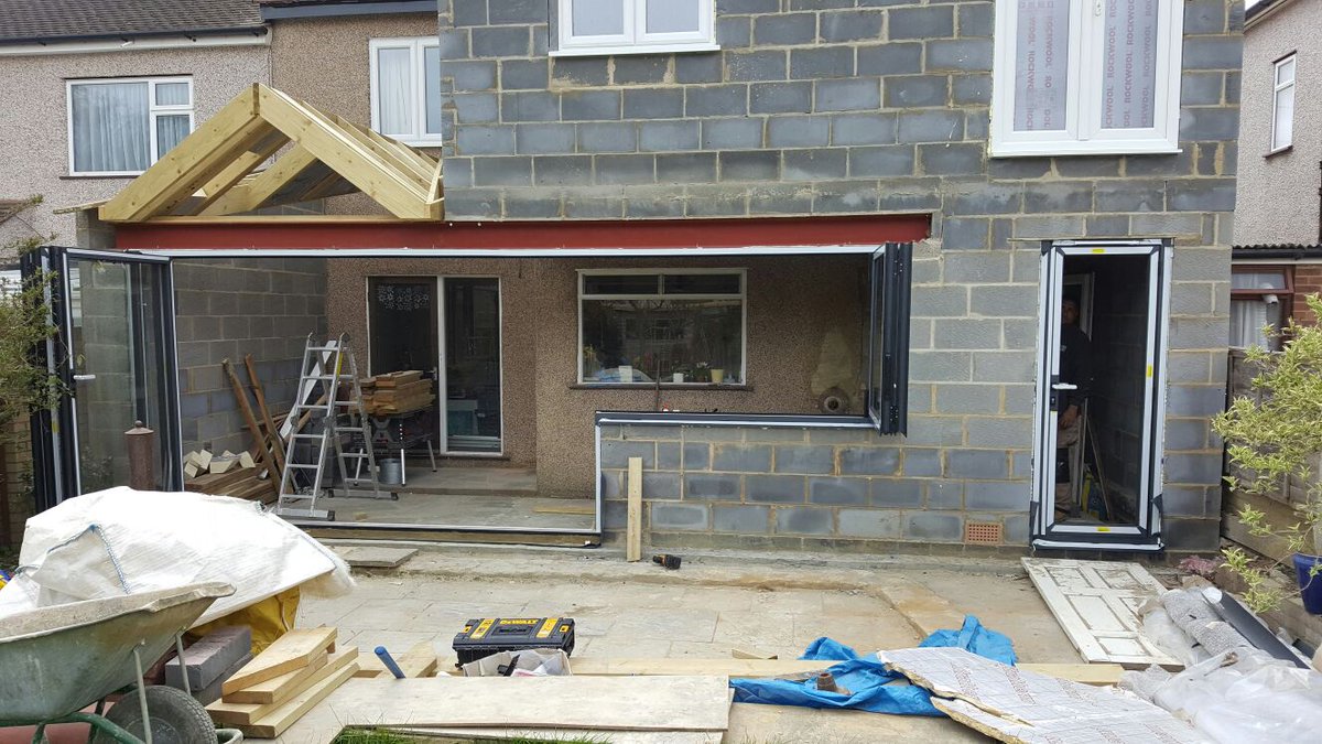 JKWindows's tweet photo. Got to love our team.  Down to design,production and manufacturing.  #bifolddoor #bifoldwindow #all-in-one https://t.co/eWuRM3J96x
