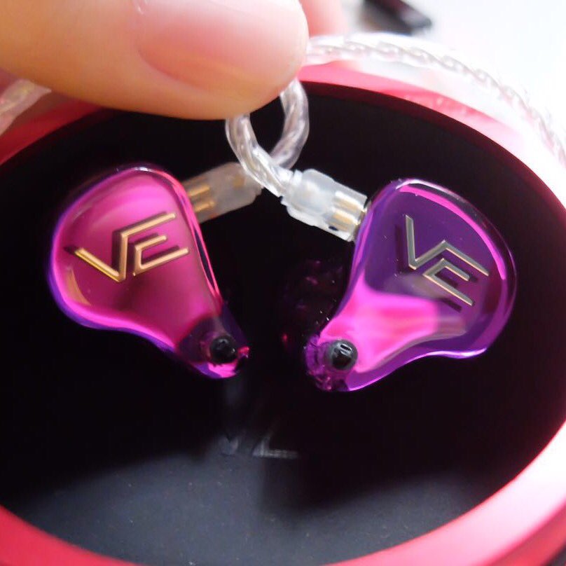 E1PASG's tweet image. Delivered new pair of #VE6XC #VisionEars #Purple #Mirror plates on purple shells #Customs #Inearphones #Monitoring