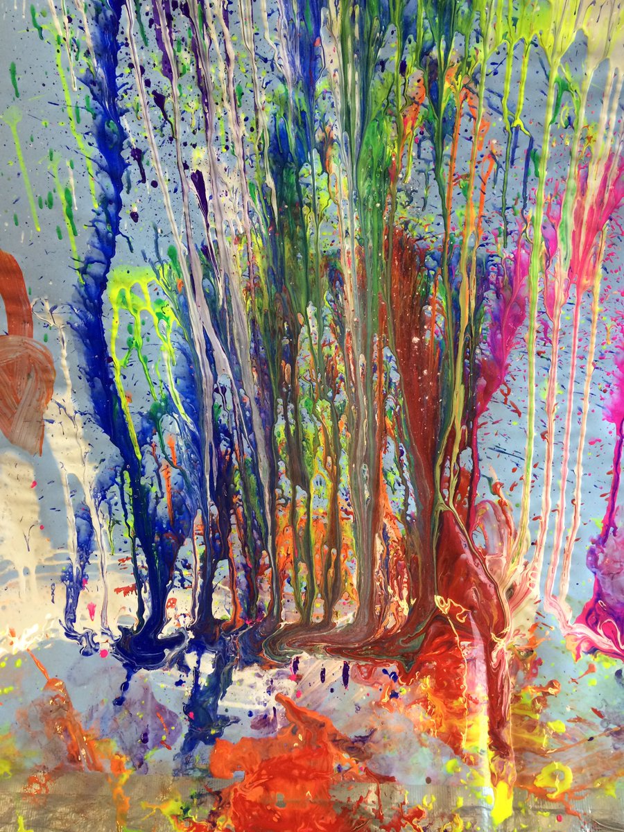 LizAtkin's tweet photo. My Messy Play @artsdepot is back! Busy classes so book early to get you & your little one a place! #art #under4s https://t.co/BaG3hSScxE