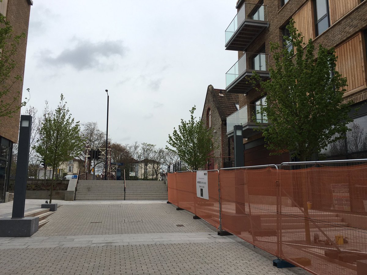 WappingWharf1's tweet photo. Gaol Ferry Steps, Now Open! #WappingWharf #bristol #harbourside https://t.co/PEeZwziepM