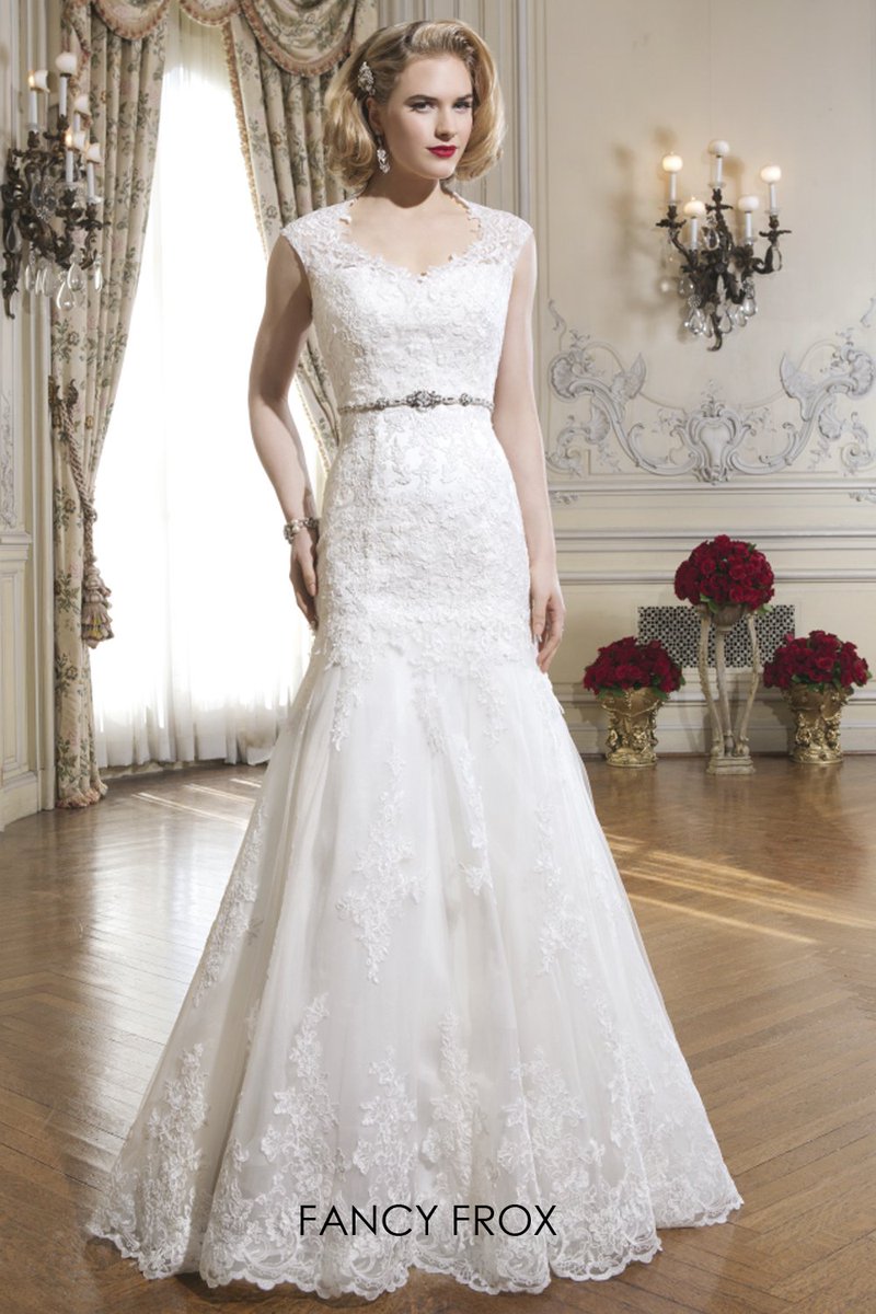 FancyFrox's tweet image. #weddingdress VERY SPECIAL OFFERS! 10-15% OFF ALL. 25% OFF Manager's Choice &amp;amp; 50-65% OFF Sale range. #bride #wedding