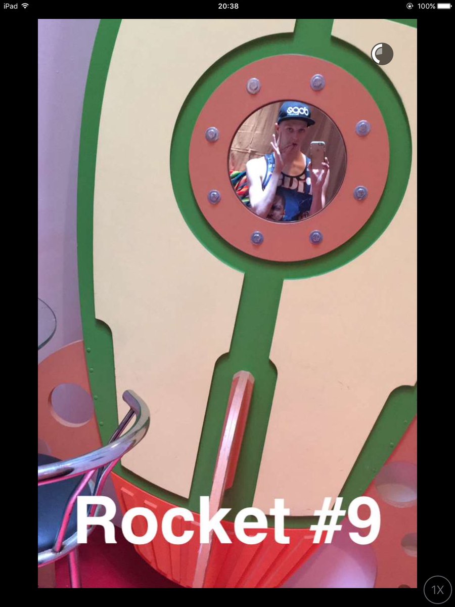 ChrisIsherwood8's tweet photo. @LaganjaEstranja @ladygaga C'MON #rocketnumbernine 9! ⭐️💫🚀 #timetotakeoff @AlyssaEdwards_1 @RuPaul https://t.co/uzAxyGlin3