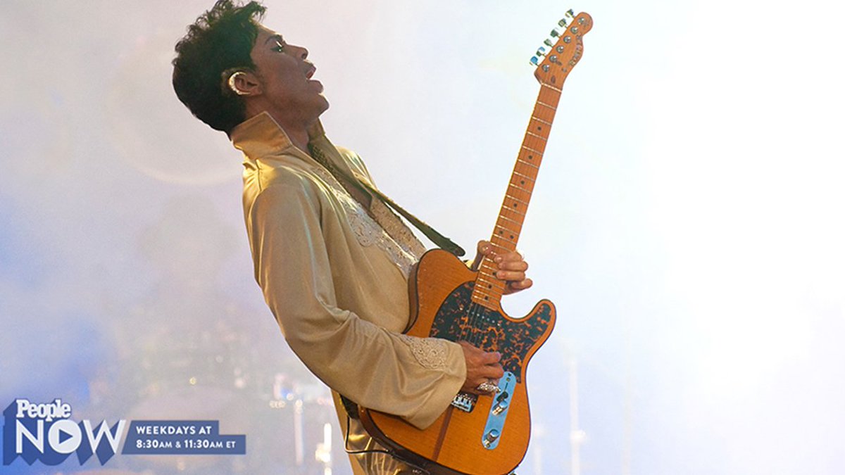 people's tweet photo. Remembering iconic singer Prince's greatest moments on #PeopleNow 

Watch ---> https://t.co/46EyADhPoV https://t.co/L3x4LmWOht