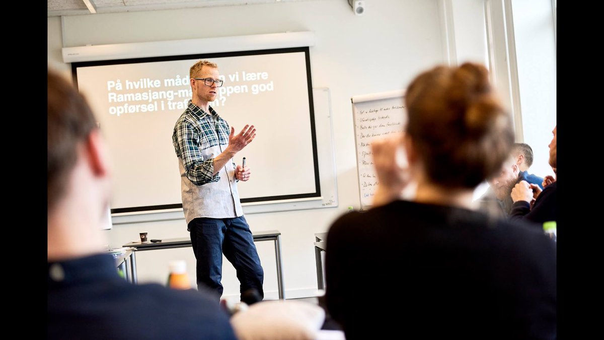 Fucking Flink (@fuckingflink) on Twitter photo Travle dage! Arbejde med bl.a. Ishøj Kommune, Novo Nordisk, DR og DSB. Mange bruger Fucking Flinks workshops. Fedt! Travle dage! Arbejde med bl.a. Ishøj Kommune, Novo Nordisk, DR og DSB. Mange bruger Fucking Flinks workshops. Fedt!
