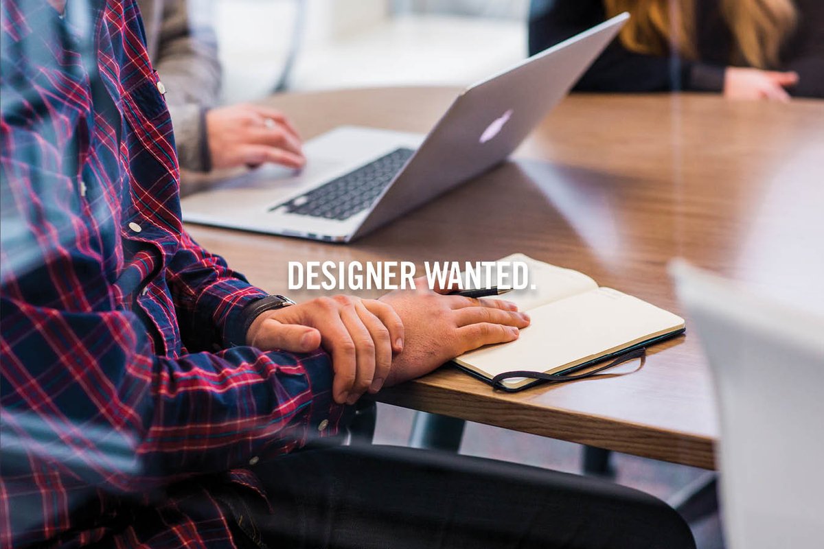 Generator tweet media