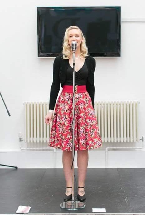 LuluVesper's tweet photo. Singing at @BellesEBlog Wedding Fair last weekend. If you'd like a vintage jazz singer for your event, contact me! https://t.co/gIoOZ9gwIJ