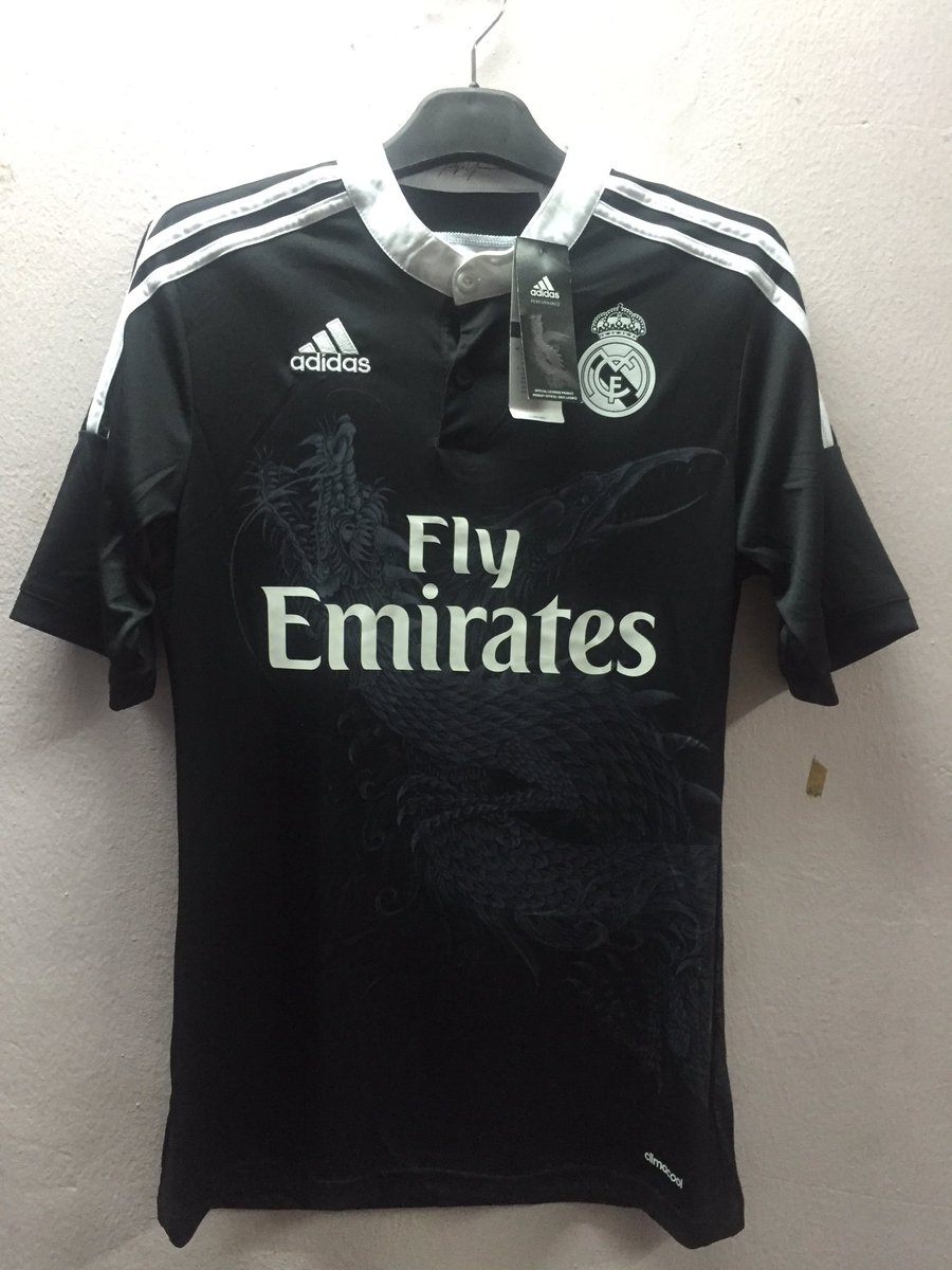DayPassBy's tweet photo. 550k size s BNWT https://t.co/mtNjNwcmXz