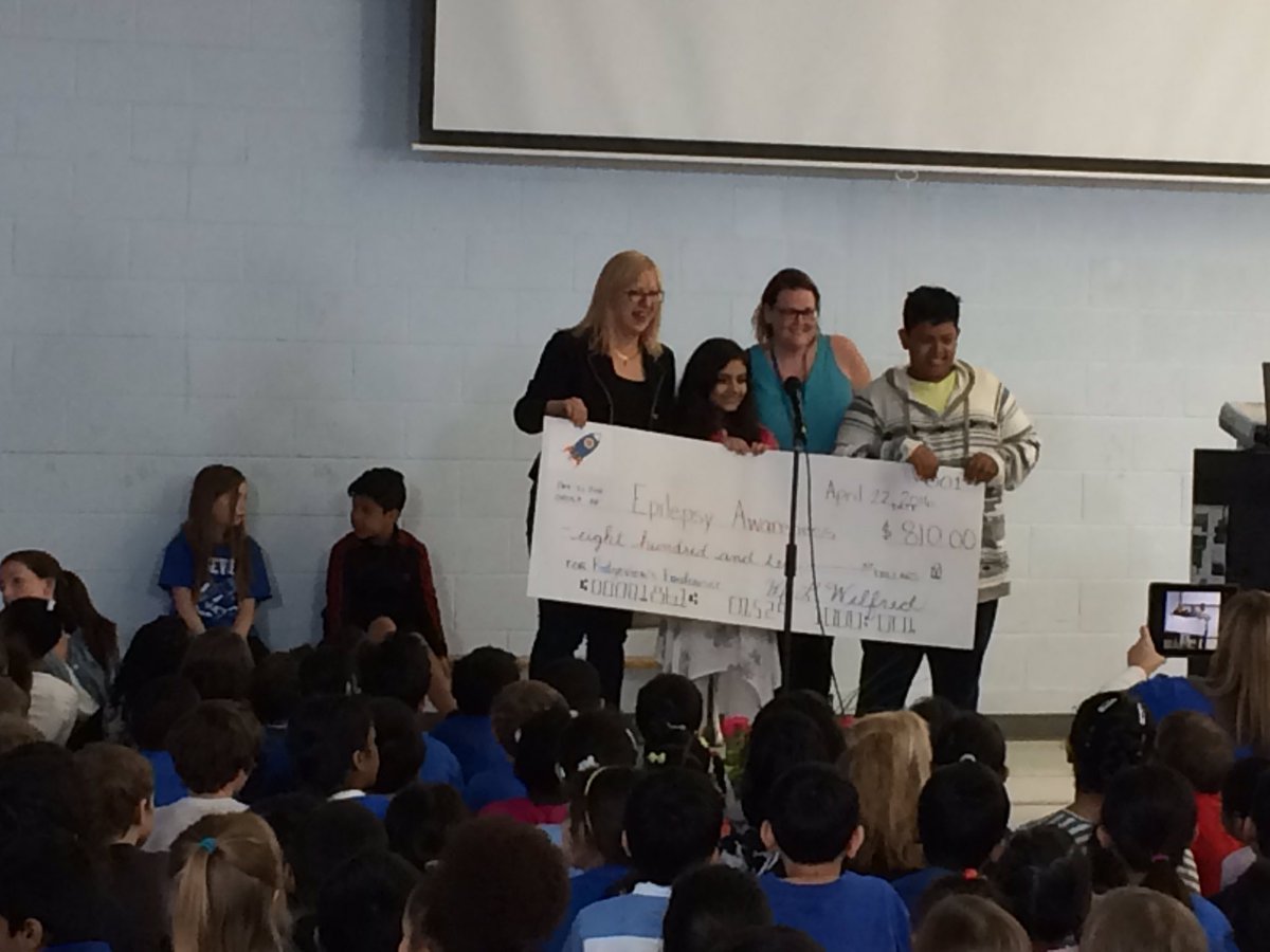 RidgeviewPS's tweet photo. @EpilepsyHPH #rocketassembly https://t.co/HmNTOxSnNx