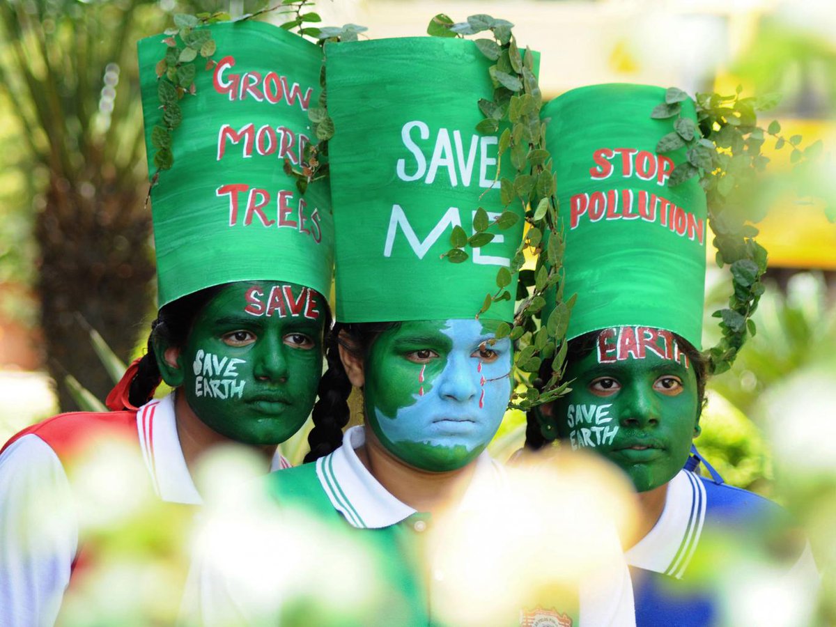 greenpeaceusa's tweet photo. 5 things you probably didn’t know about #EarthDay (including its official name!) https://t.co/CtqjseUahb https://t.co/QjaOGMrZ1Y