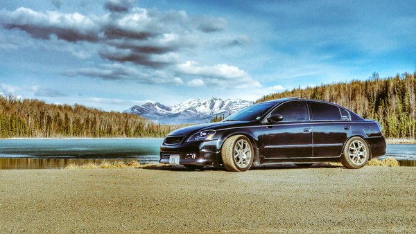 NissanUSA's tweet photo. RT @Devilhawk17 Taking in the scenery...  #AlaskanAltima #Nissan #Altima #vqnation https://t.co/V50FnspRyy
