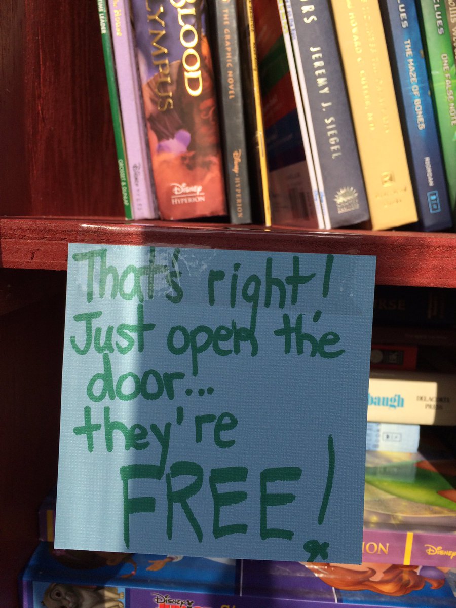 LillyLibrary822's tweet image. Visit us on 1st Ave next to Coast Guard tower. #littlefreelibrary #manasquan @EchoManasquan @squanbch @ManasquanBOE