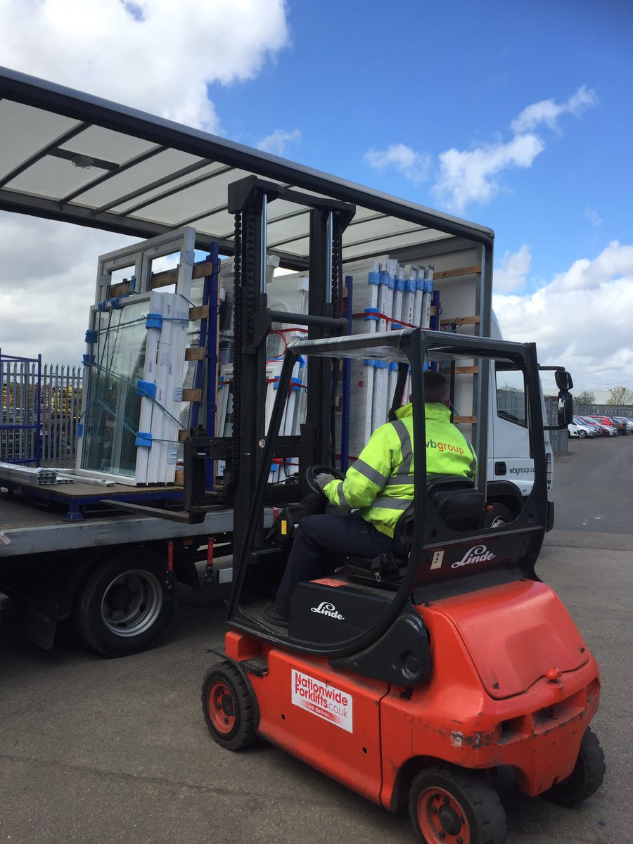 MarcWBG's tweet image. Products being loaded for Scotland deliveries on Monday #quality #wbgroup
