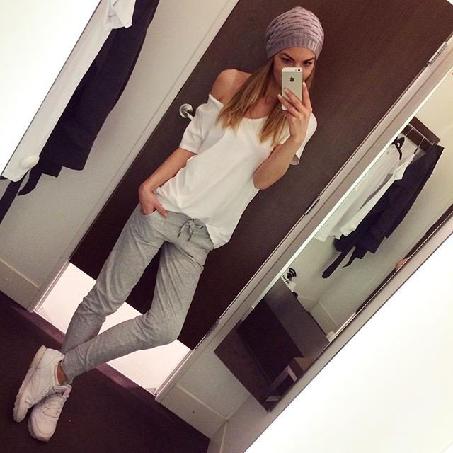 OutfitSimple tweet picture