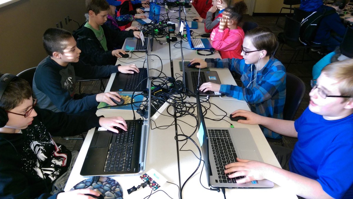 ImElsieB's tweet image. If "mods" &amp;amp; "Minecraft" are part of your child's vocabulary we have a camp for you #ModDevelopment #LearnCreateBuild