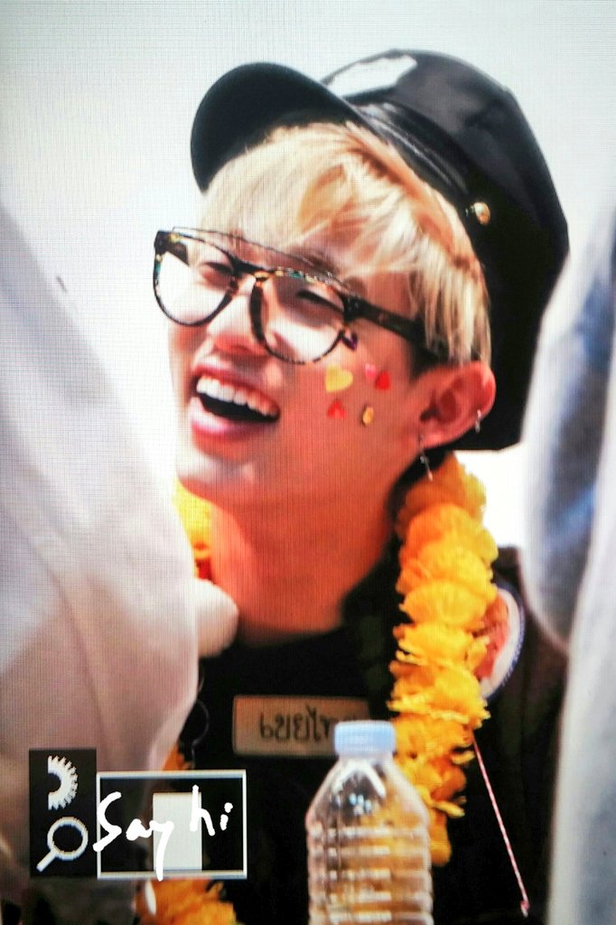 160422 분당팬싸 #데이식스 #DAY6 #제이 #JAE #놓아놓아놓아  웃는 모습이 이뻐라😄