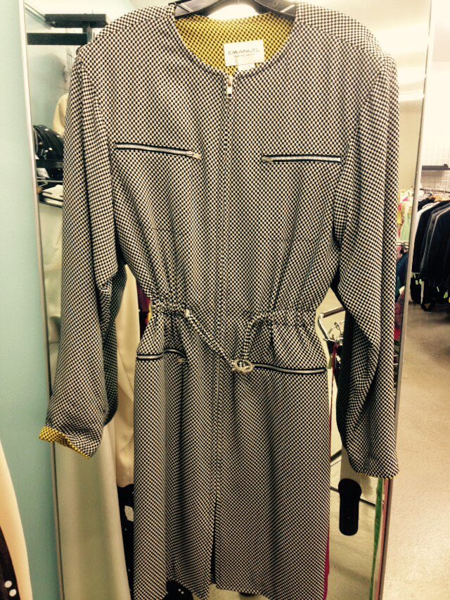 Resaleshop's tweet image. 