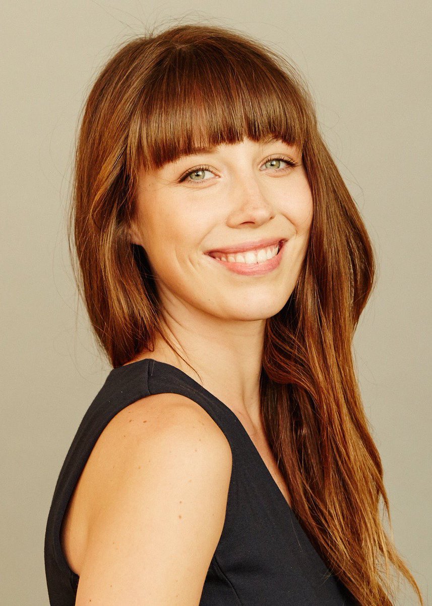 UofTNursing's tweet image. 2nd year Clare Sheasgreen won an arts engagement award from @UofTArtSci ! Congratulations, Clare! #UofT #NSNPodcast