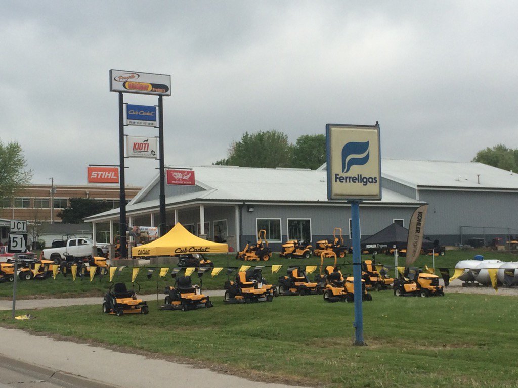 GimlinKeith's tweet photo. Great weekend for a #cubcadettestdrive and 10 year anniversary at Perryville Outdoor Products @Cub_Cadet https://t.co/766uxHoXmO