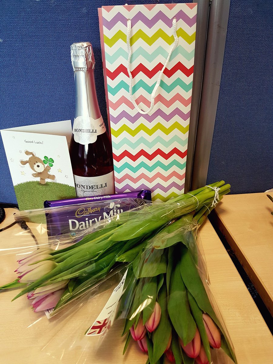 KaraAmyHayden's tweet photo. Sheffield Contact Centre are such an amazing team. Thank you. I'll miss you. #Graduates @NBSemployees https://t.co/1eGzMi6Yo2