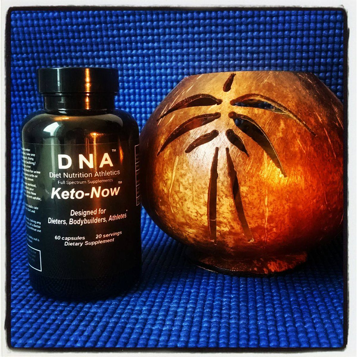 DNAKetoNow's tweet photo. Get #summer ready with #KetoNow. Hit goal #weight in time for #swimsuit weather. Order today! #FridayFeeling https://t.co/vMdRECe5d1