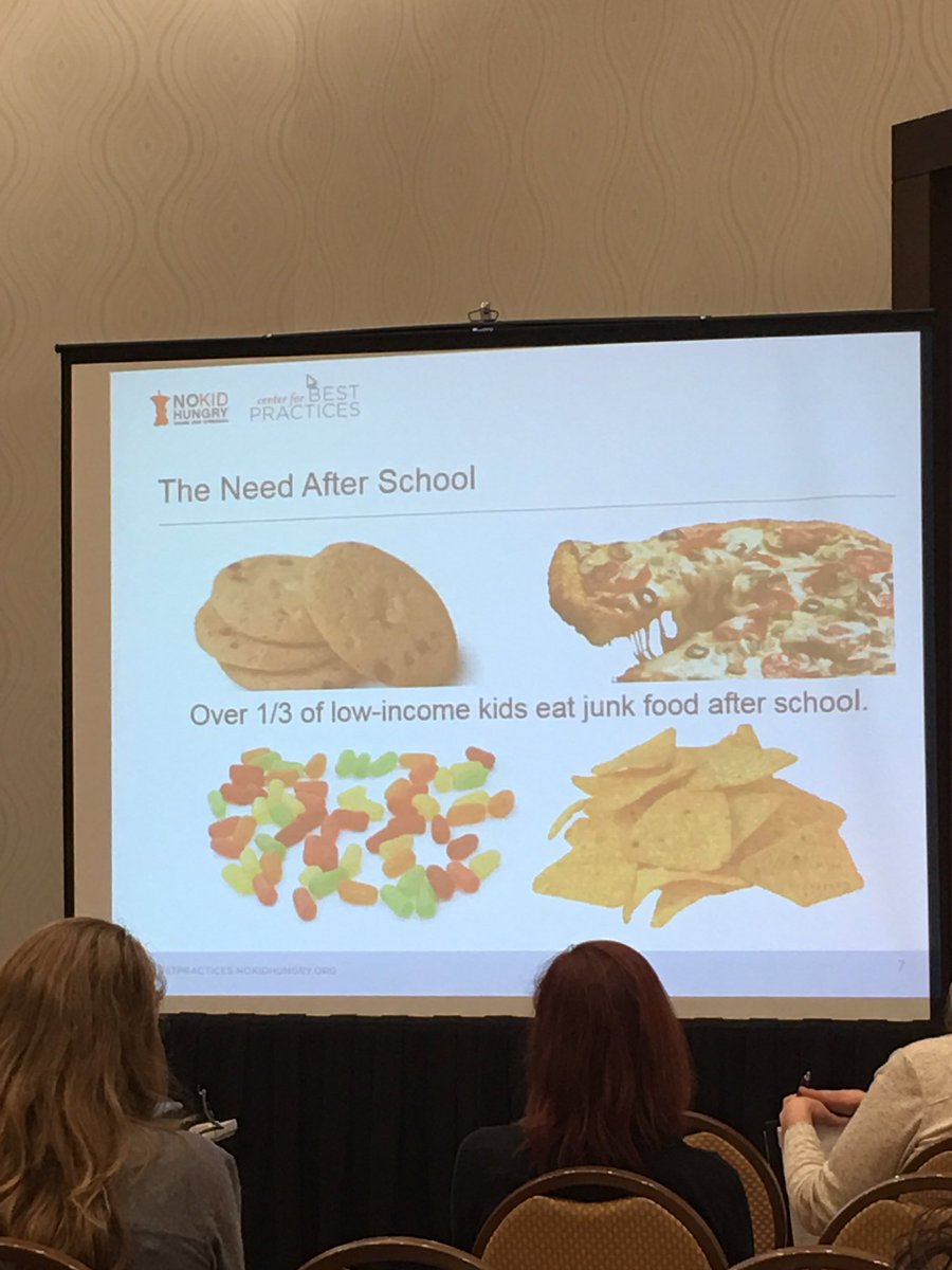 joycefulRD's tweet photo. @cewaitRD @nokidhungry "over 1/3 low-income kids eat junk food aftr school" #cacfp2016 @NationalCACFP @HealthierGen https://t.co/rTbXR6AWLF