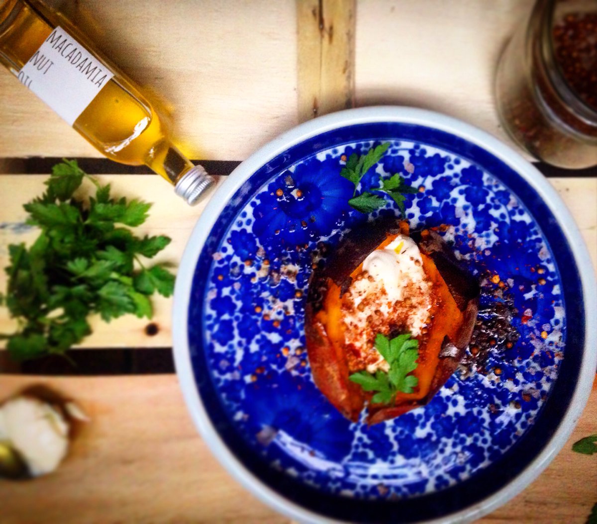 Simone Miché tweet media