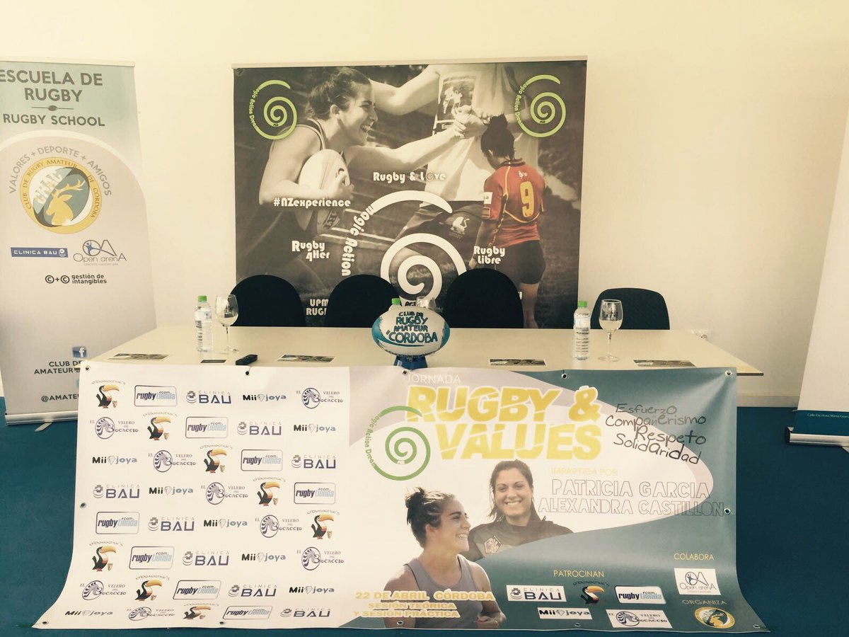 PGR_RUGBY's tweet photo. Team Building &amp; Mind Building en el @RugbyValues de #Cordoba @amateurcordoba con @Abichit 
Cómo estamos disfrutando! https://t.co/mpjwreellN