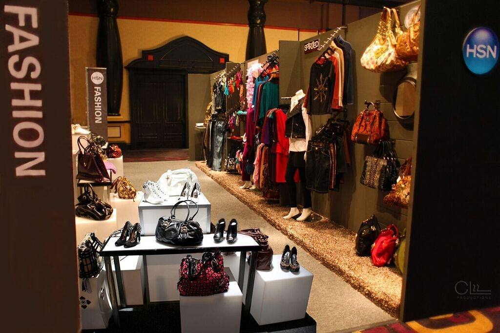 CL22Productions's tweet image. Cynthia Lopell &amp;amp; Jackson Lowell of #CL22Productions produced and designed a unique live shopping experience for the…