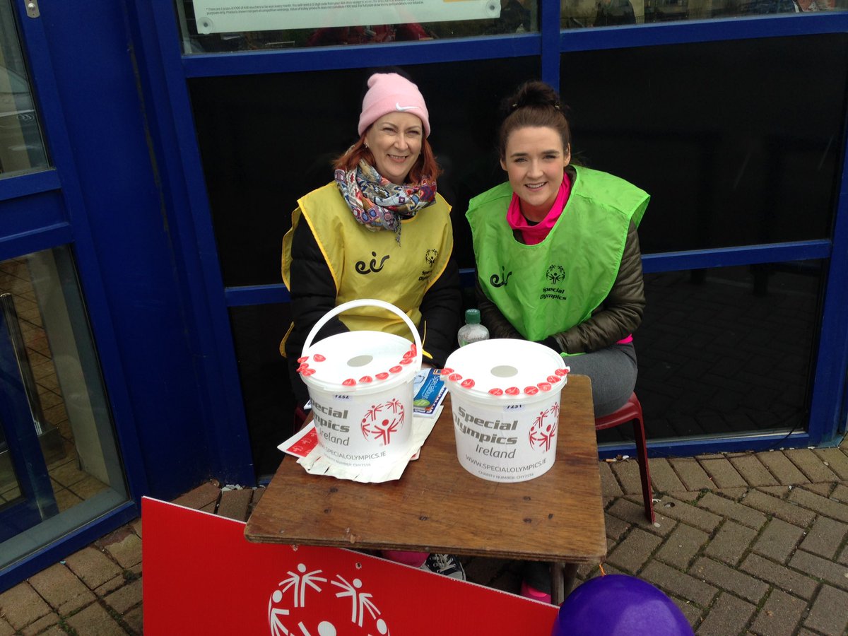 jodilynchcork's tweet photo. Collecting for special Olympics! https://t.co/nvIi91a0iq