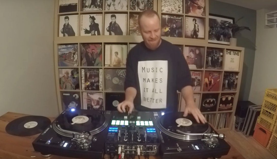 .<a href="/SkratchBastid/">Bastid.</a>’s turntable routine is a fitting tribute to Prince’s career: bit.ly/1WKswUd